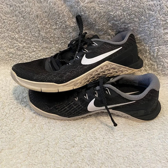 Nike Shoes - Nike Women Metcon 3 - Black White Running Shoes Sneaker Size 7